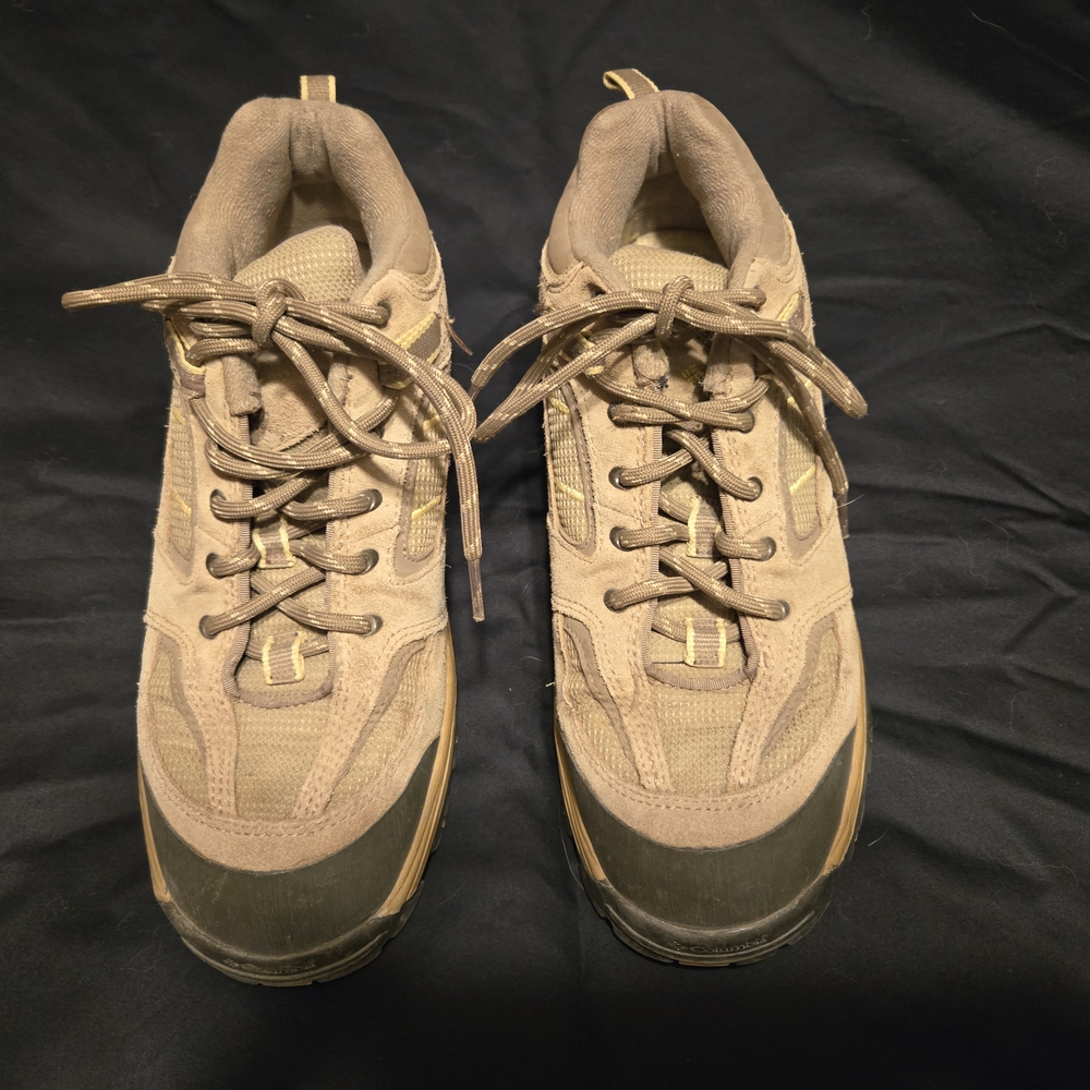 Columbia Tan Athletic Shoes with Breathable Mesh and Sturdy Soles